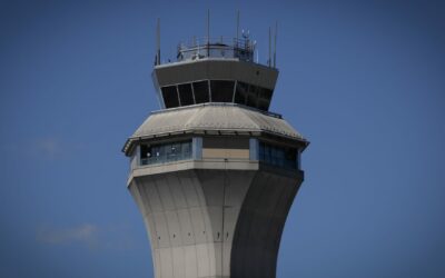 American Airlines CFO says some travelers are avoiding Newark airport