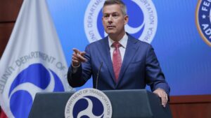 FAA launches Newark airport task force with Verizon L3Harris execs