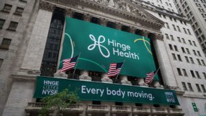 Hinge Health opens trading at 3925 per share after pricing