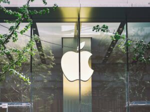 Mesh unveils Apple Pay integration