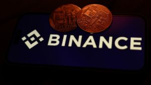 SEC drops Binance lawsuit ending one of last remaining crypto