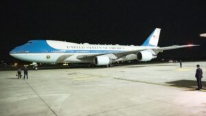 Trump hails Qatars nice gesture of 747 jet blaming Boeing
