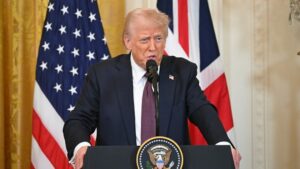 Trump to unveil UK trade deal after tariff pause