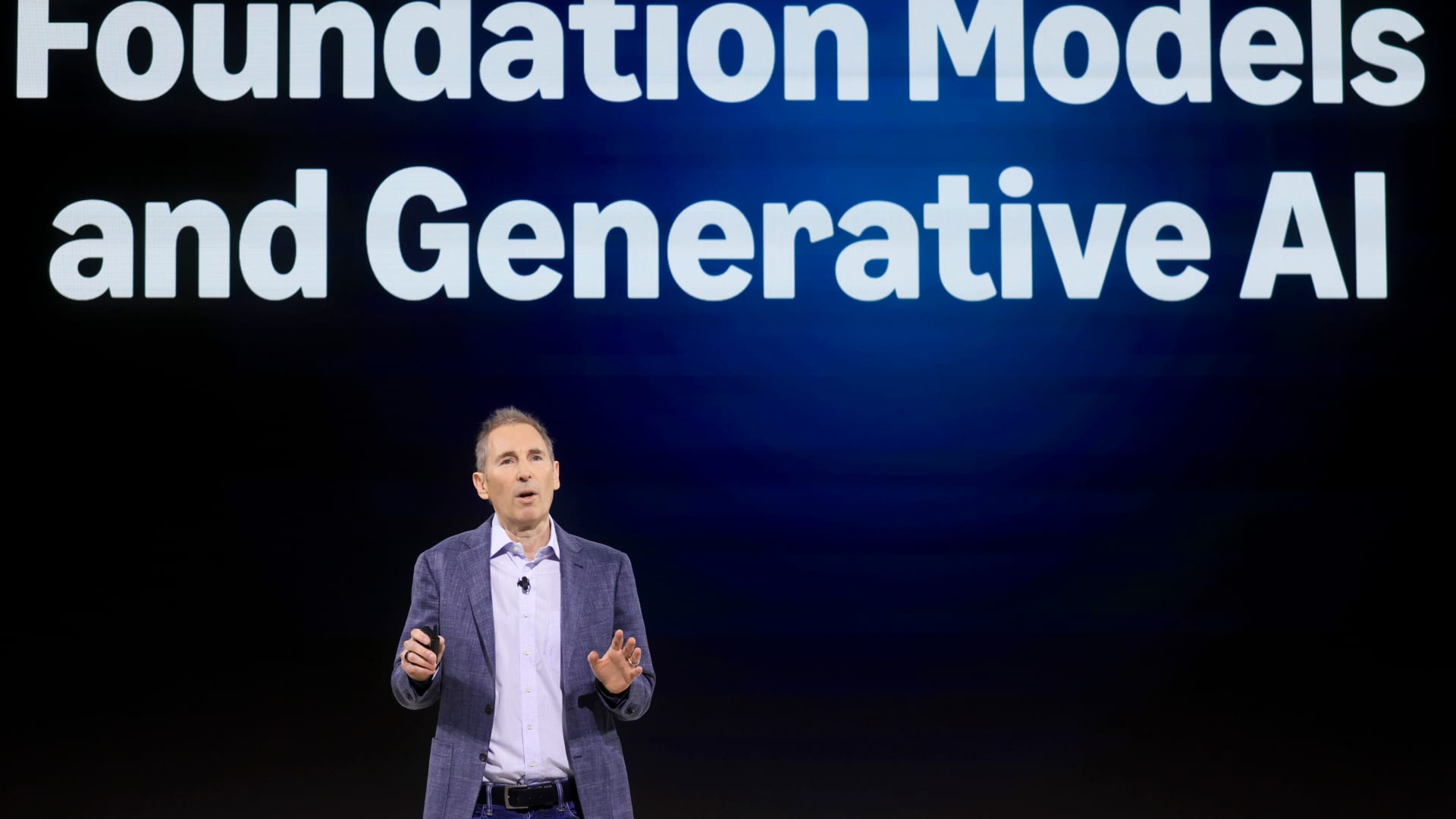 Amazons RD lab forms new agentic AI group