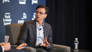 Snowflake to buy database startup Crunchy Data for about 250