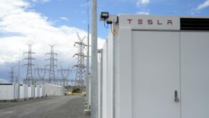 Tesla agrees to build Chinas largest grid scale battery power plant
