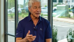 JPMorgan CEO Jamie Dimon says the economy is weakening