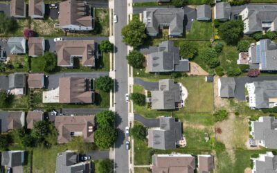 Mortgage rates drop to 3-year low ahead of Fed meeting
