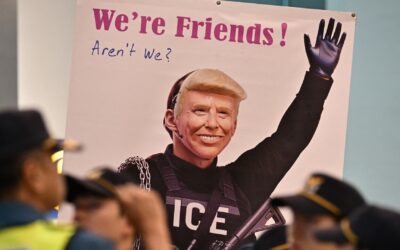 Trump seeks to limit fallout from Hyundai immigration raid
