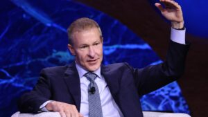 United CEO Scott Kirby confident in airlines flight expansion