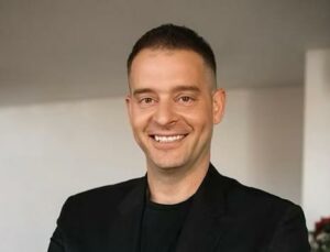 Vaultz Capital appoints Eric Benz as Director