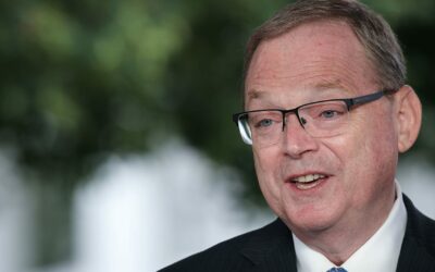 White House advisor Hassett expects jobs report to revise up