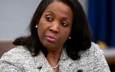 Supreme Court lets Fed Governor Lisa Cook keep job pending oral argument