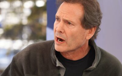Verizon names former PayPal boss Dan Schulman as new CEO